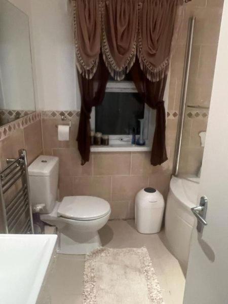 Happy Hours Home Stay Лондон Экстерьер фото